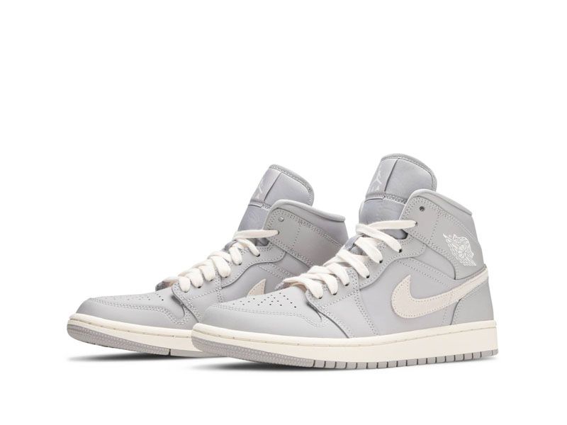 "Atmosphere Grey Pale Ivory"