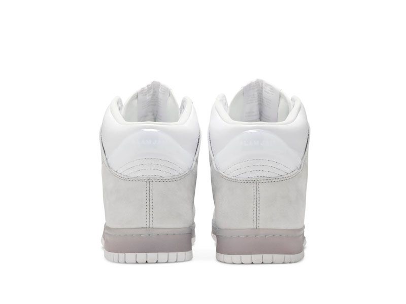 "White Pure Platinum"