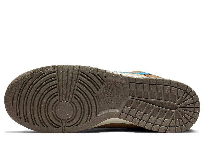 "Size? x Dunk Low"