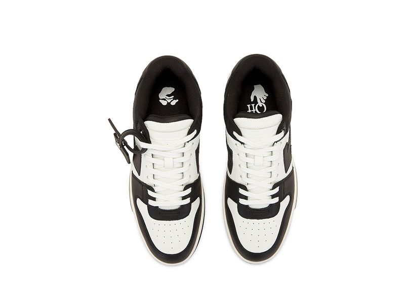 "White Black White"